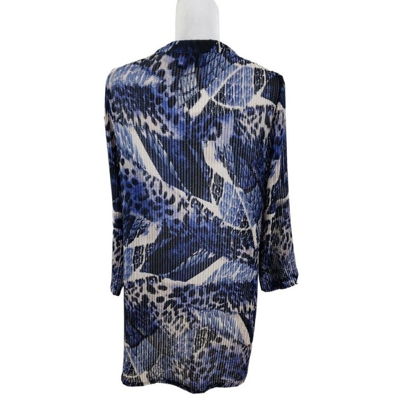 Travelers by Chico's ~Woman Size 2 (Large) ~Multicolor Print Button Front Top - Picture 7 of 12